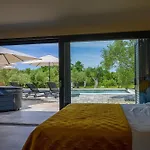 Vila Bartolo *